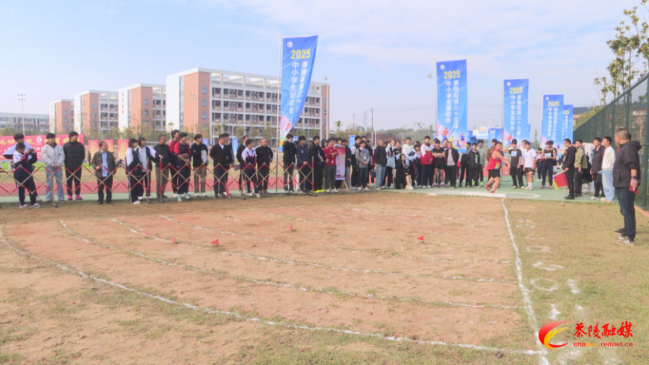 AhtAAc1jvQoA.bmp AhtAAc1jvQoA.bmp