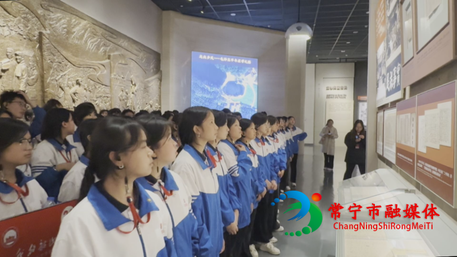 9千学子2.jpg 9千学子2.jpg