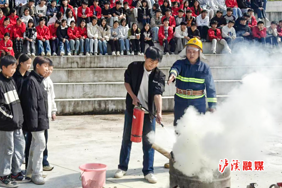 兴隆场防火.jpg 兴隆场防火.jpg