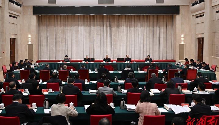 沈晓明主持召开各民主党派省委会、省工商联和无党派人士座谈会