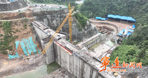 宁远：冲刺年底大坝封顶 多功能水利工程加速成型_副本500.png