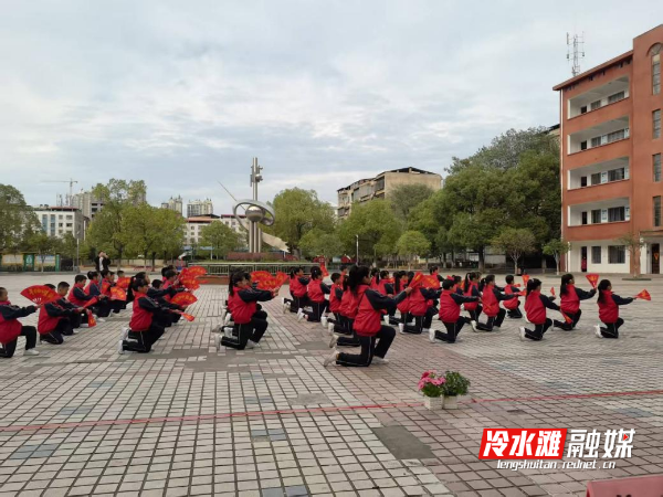 图片622221.png 图片622221.png