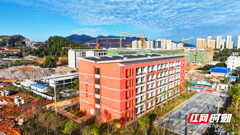湖南新田:重点教育工程加速推进05_.jpg