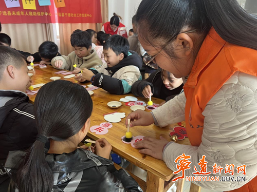 宁远民政局：关爱留守困境儿童·社工在行动_副本500.png