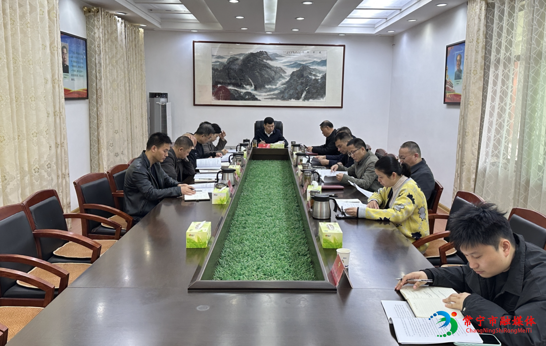 政协.jpg 政协.jpg