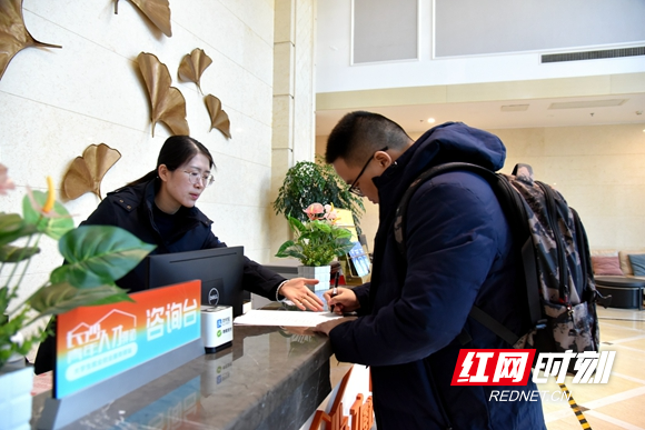 DSC_1435.JPG DSC_1435.JPG