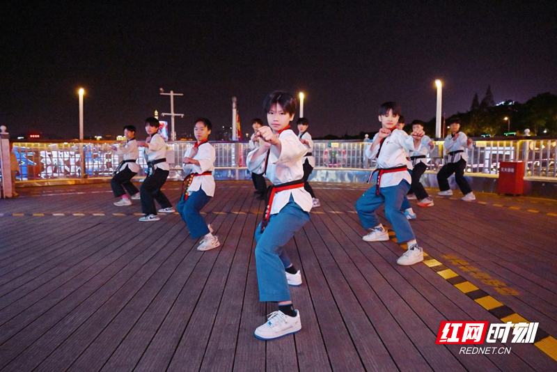 图片3.jpg 图片3.jpg