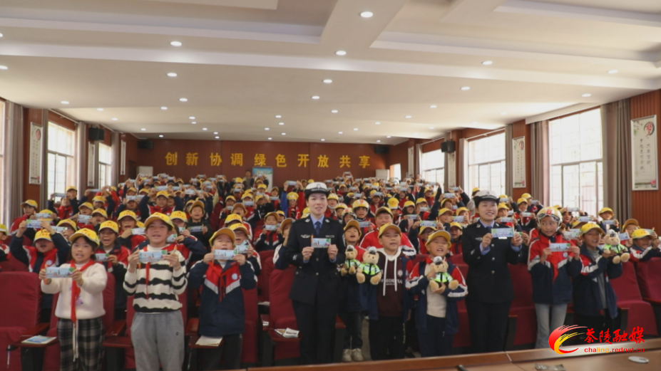 KIdmZYu1AvcA.png KIdmZYu1AvcA.png