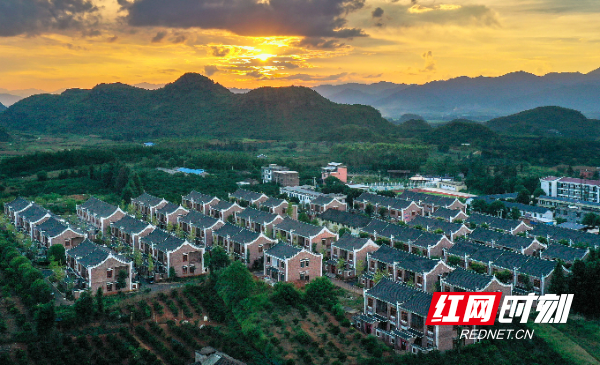 勾蓝瑶寨新貌-2.jpg 勾蓝瑶寨新貌-2.jpg