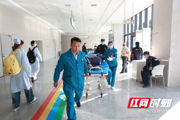 图片 4.png 图片 4.png