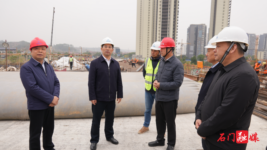 李长春调研省委巡视和“三项审计”反馈问题整改工作1.jpg