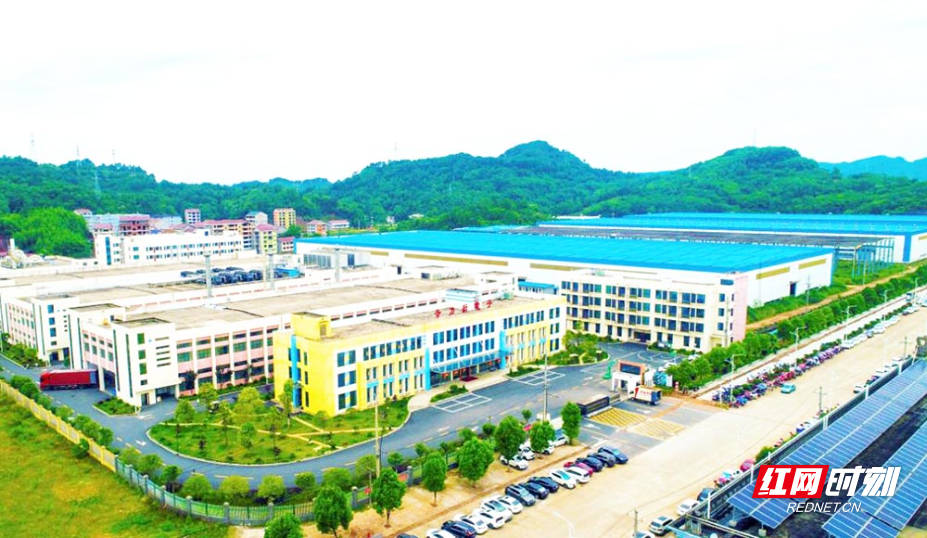 沅陵产业开发区一角。瞿云 摄影.jpg