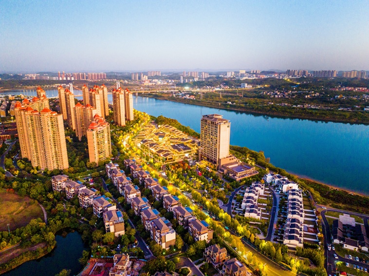 株洲市高新区一角。石亮摄