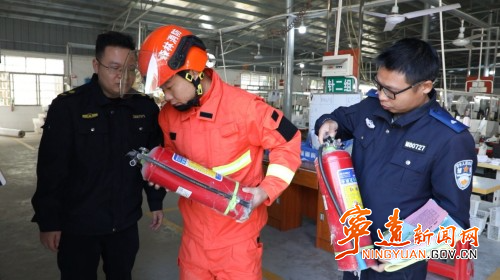 宁远：织密冬季“防火网” 守护群众安全过冬2_副本500.jpg