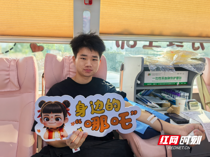 刘强.jpg 刘强.jpg