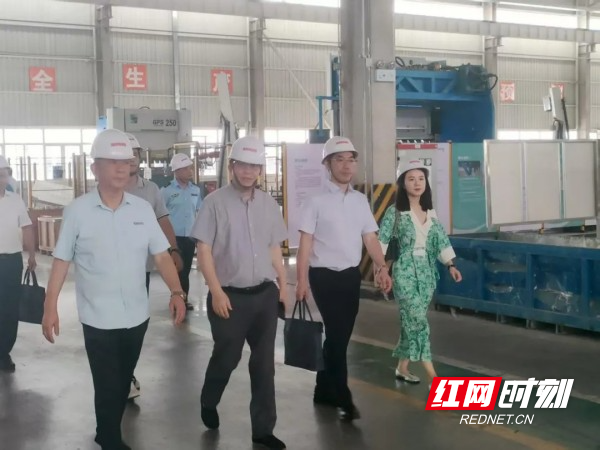 图片 1.jpg 图片 1.jpg