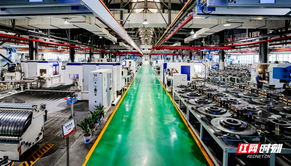 锯切业务锯带智能制造车间.jpg