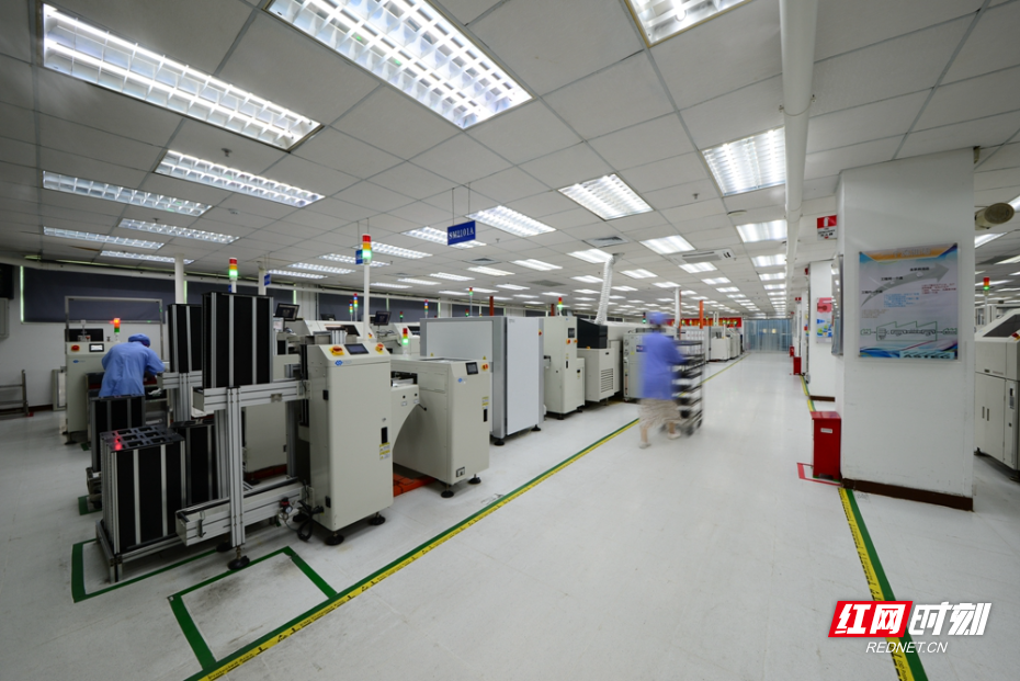 电源业务SMT全流程自动化生产线.jpg