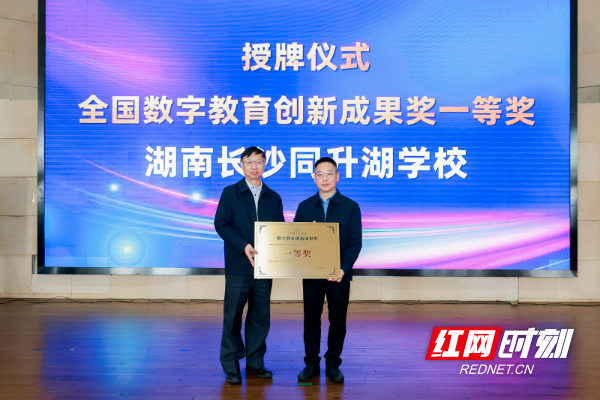 SONG2769.jpg SONG2769.jpg