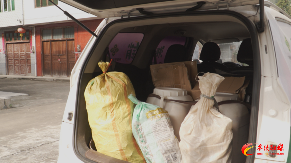 hfdvEwpgCIEA.bmp hfdvEwpgCIEA.bmp