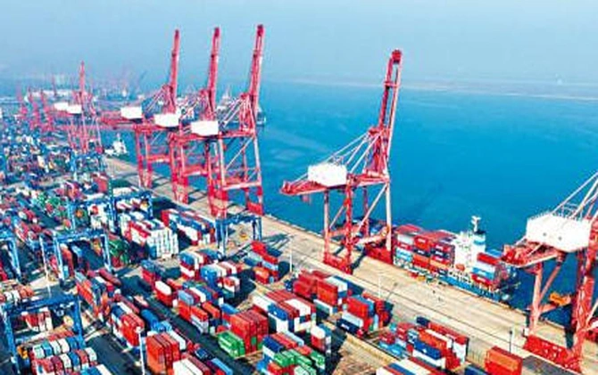 贸发会议报告：2025年全球贸易有望首次突破35万亿美元