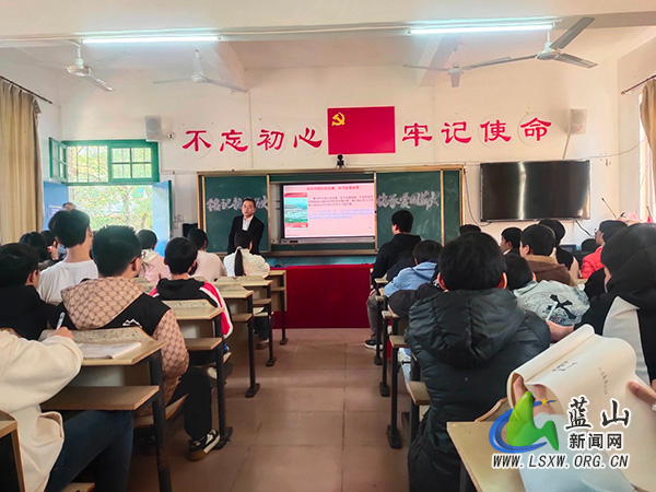 洪观学校开展红色研学宣讲活动.jpg 洪观学校开展红色研学宣讲活动.jpg