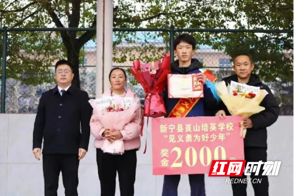 图片2.jpg 图片2.jpg