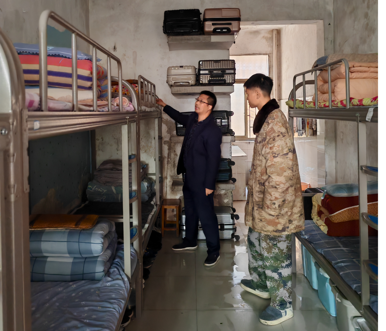 【衡东县站】衡东五中学子巧手扮“家”竞展寝室风采