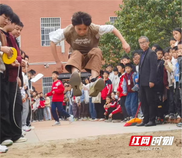 微信图片_20251213134751_31_2.png 微信图片_20251213134751_31_2.png