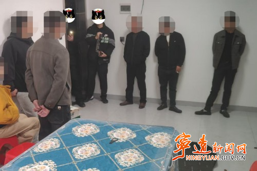 宁远公安捣毁一聚众赌博窝点_副本500.jpg 宁远公安捣毁一聚众赌博窝点_副本500.jpg