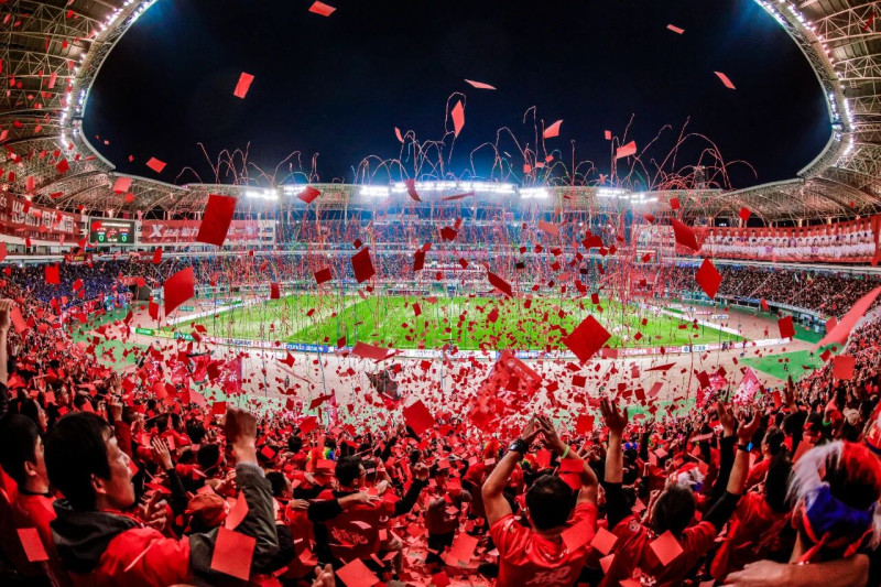 12月14日,“湘超”淘汰赛四分之一决赛进行。当晚,长沙队2比0击败岳阳队,杀入四强。图源:博森体育 12月14日,“湘超”淘汰赛四分之一决赛进行。当晚,长沙队2比0击败岳阳队,杀入四强。图源:博森体育