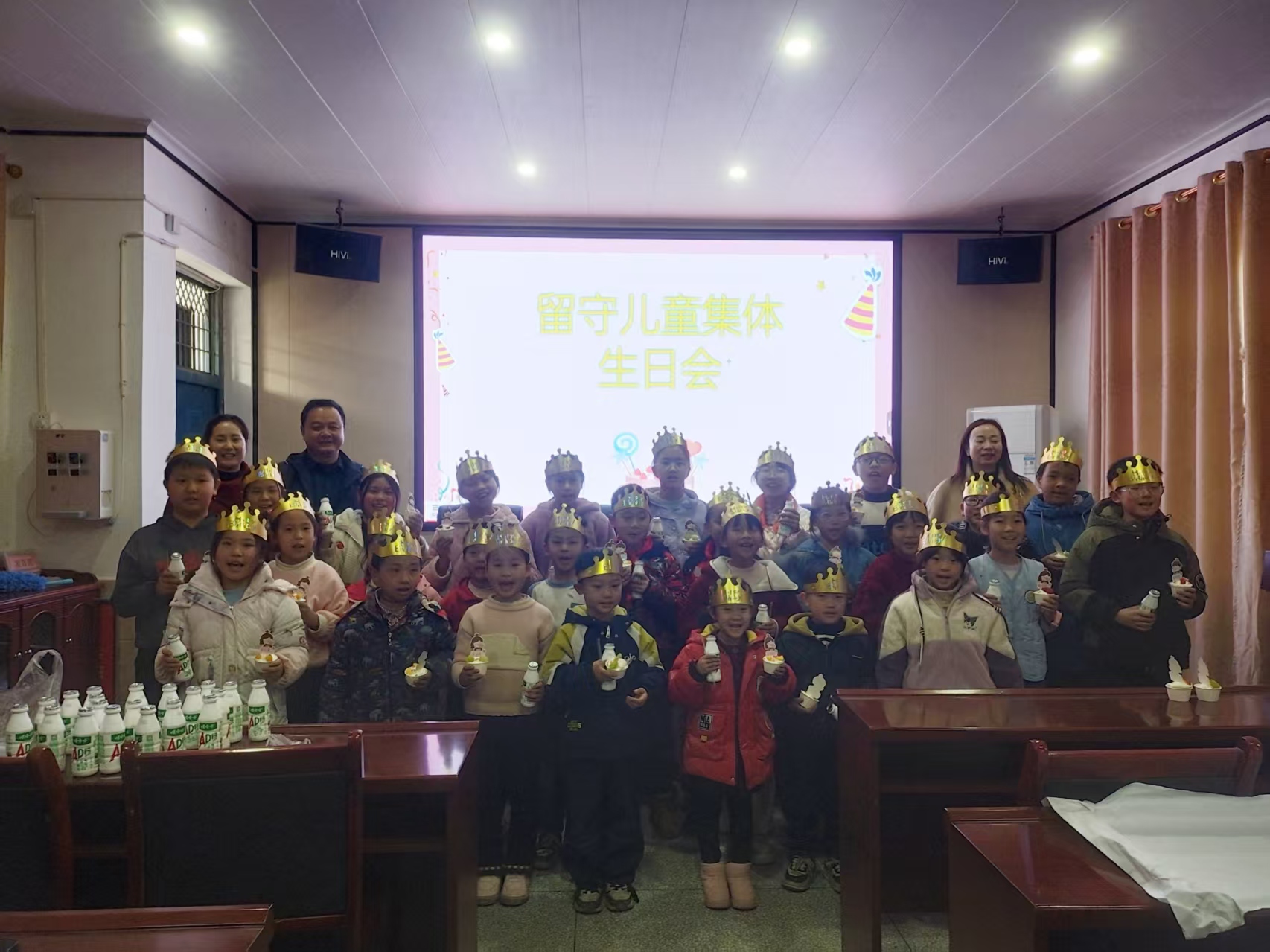 【衡阳县站】银瓷完小：集体生日会 温情暖“童”心