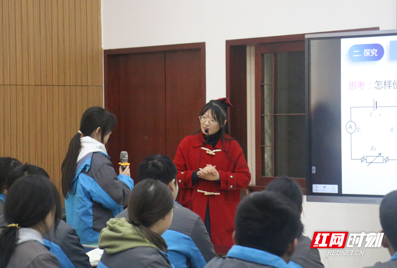 6物理 汪也琪.jpg 6物理 汪也琪.jpg