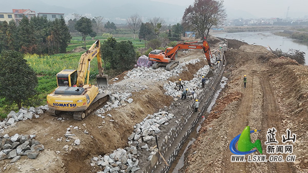 我县冬修水利正当时 筑牢防洪安全线.jpg