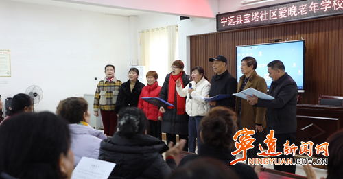 宁远县桐山街道：乐声暖夕阳 老有所乐添幸福_副本500.png