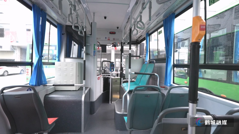 初编:公交新能源更换.mp4_20251231_160909.184.jpg 初编:公交新能源更换.mp4_20251231_160909.184.jpg