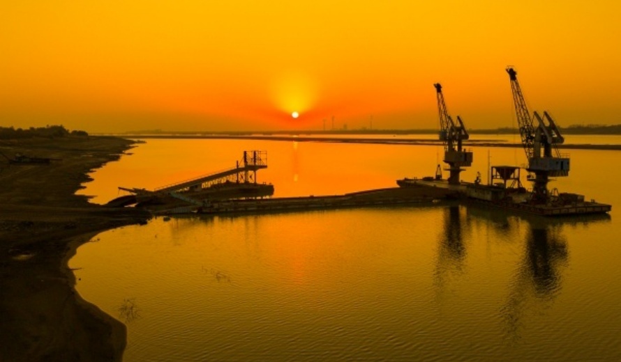 【每日一图@湖南】长江岳阳临湘儒溪白马矶日落时风景纪实