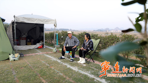 宁远田心村露营地成为游客“心头好”_副本500.jpg 宁远田心村露营地成为游客“心头好”_副本500.jpg