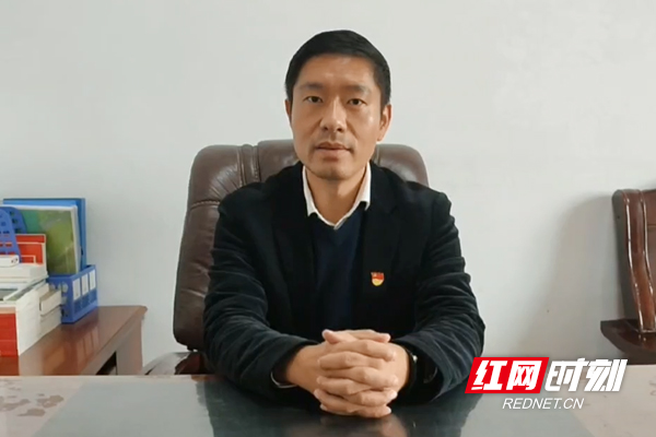 双井镇党委书记舒利军.jpg 双井镇党委书记舒利军.jpg