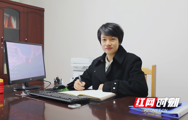 李天乐.jpg 李天乐.jpg