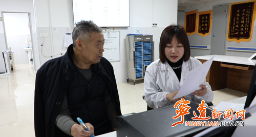 【代表风采】柏姣：以医者仁心 书写履职担当3_副本500.png