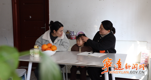 【代表风采】杨静：以爱为掣 育桃李芬芳3_副本500.png