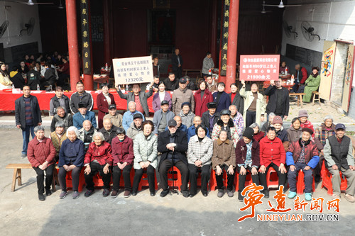 宁远县文庙街道：开展敬老爱老活动 情暖高龄老人_副本500.jpg