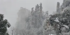 张家界国家森林公园迎来降雪天气