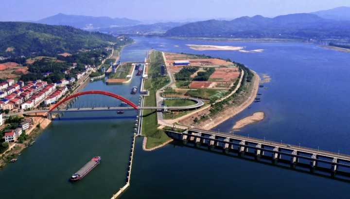 大道如虹贯三湘   铁军丹心筑通途 ——湖南交通运输“十四五”高质量发展纪实