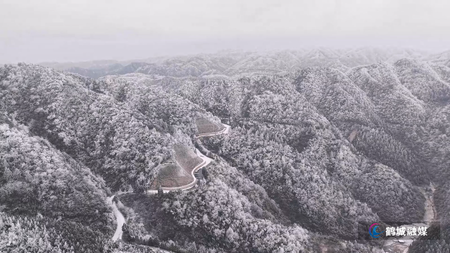 怀化鹤城区:邀你共赏黄岩冬日限定的生态之美(半成品).mp4_20260126_165055.559.jpg 怀化鹤城区:邀你共赏黄岩冬日限定的生态之美(半成品).mp4_20260126_165055.559.jpg