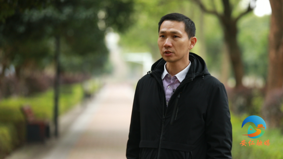 县就业服务中心副主任 陈贤金.png 县就业服务中心副主任 陈贤金.png