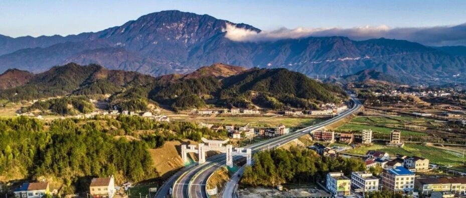 幕阜林场：生态产品价值实现的“绿色答卷”