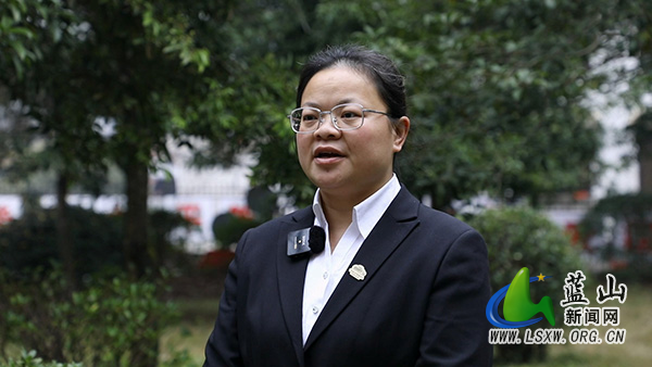 唐海珠.jpg 唐海珠.jpg