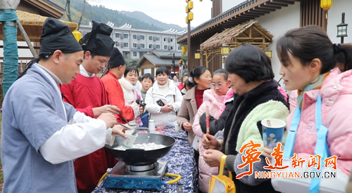 足球为媒 文脉为魂 呼和浩特队探秘宁远九嶷山2_副本500.png